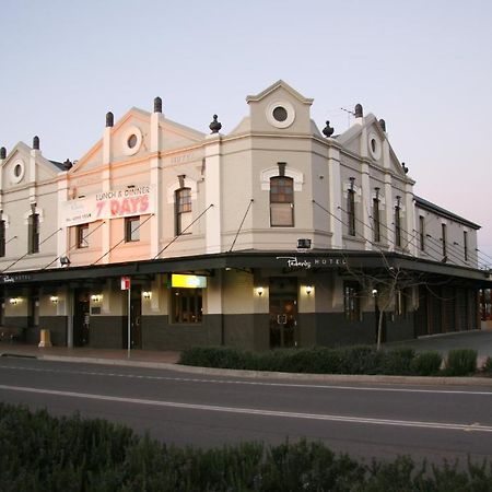 Peden'S Hotel เซสส์น็อก ภายนอก รูปภาพ